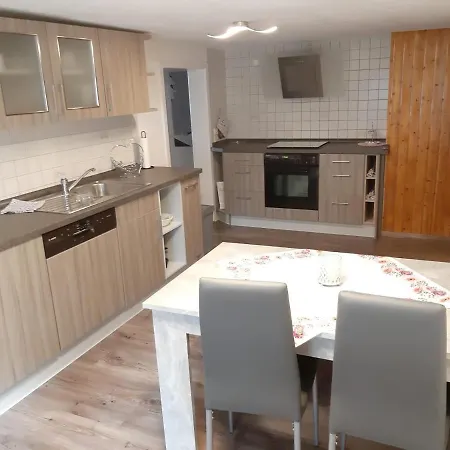 Familienfreundliche * Zschorlau