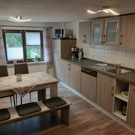 Familienfreundliche Апартаменты Zschorlau