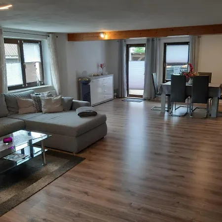 Apartament Familienfreundliche Zschorlau